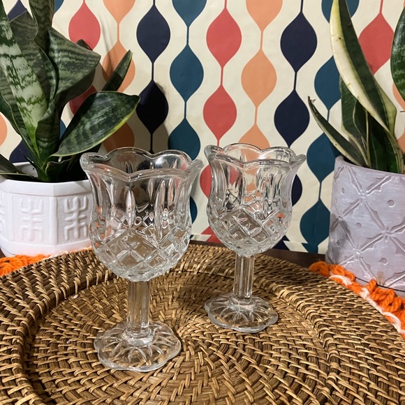 Two Pressed Clear Glass HOMCO Tulip Shaped Pedestal 5 1/2 Candle Holders USA - Picture 2 of 8